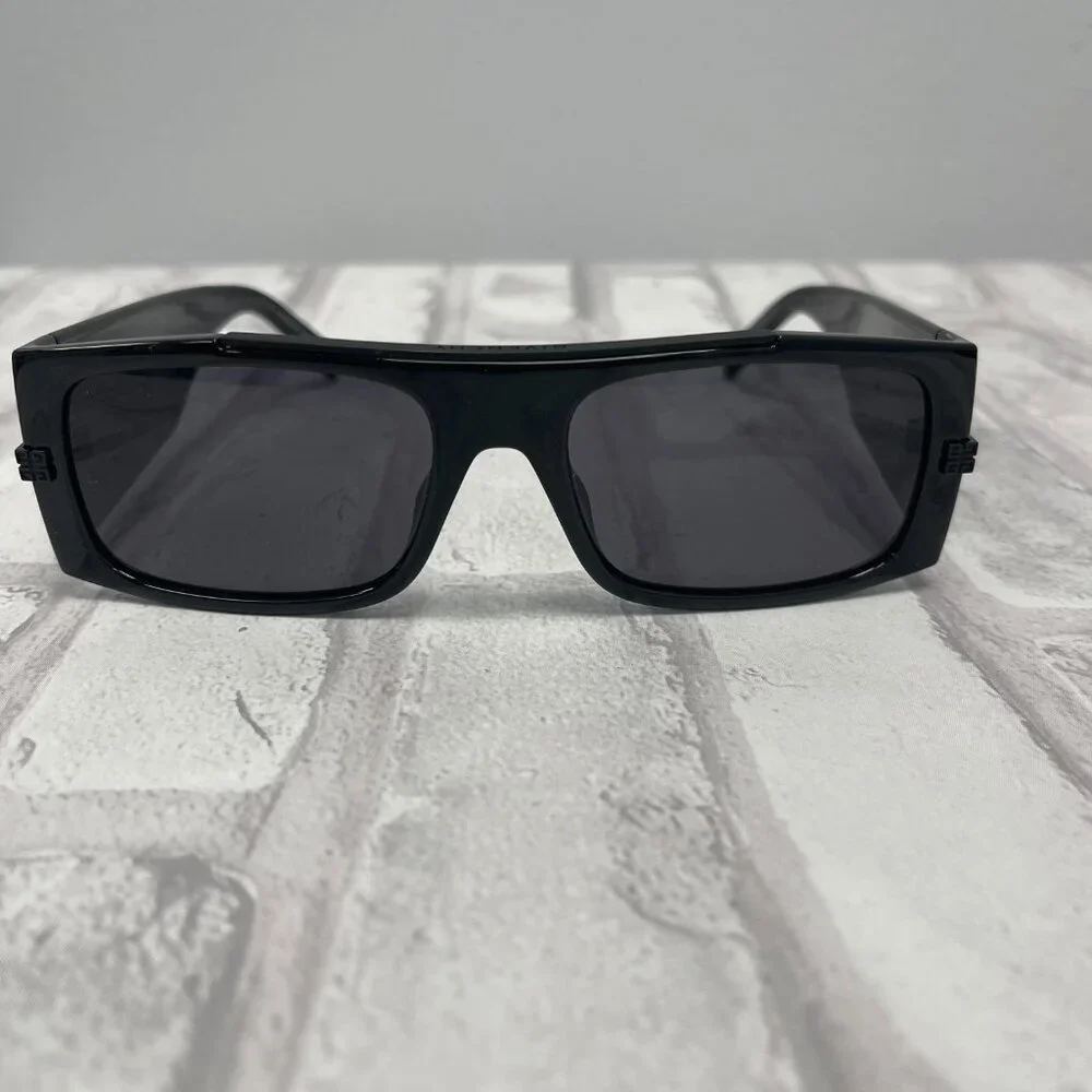 GIVENCHY Black Square Mask GV40011 Sunglasses